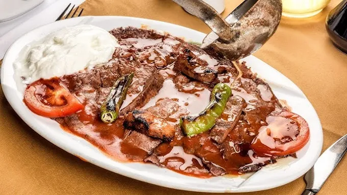 Ata Döner Muharrem Usta – İskender
